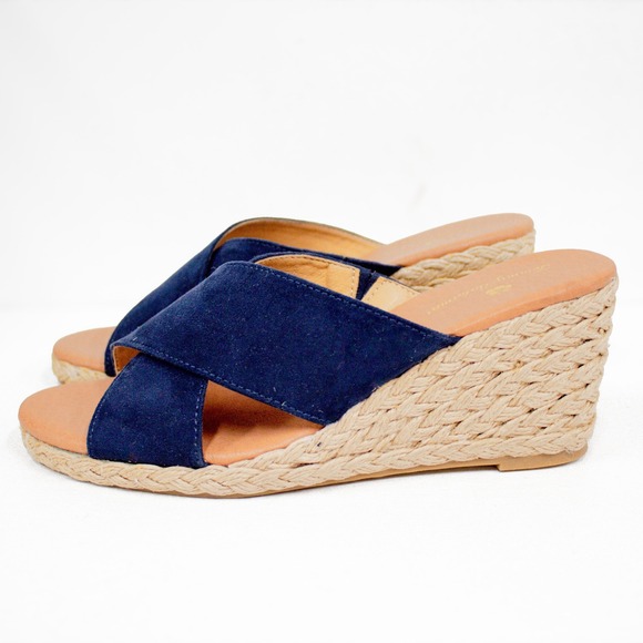 Sold! - Picture 7 of 12